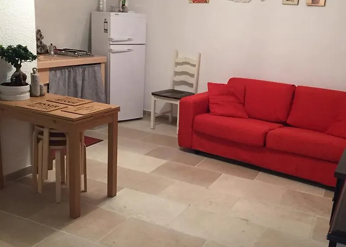 アパート Annamaria